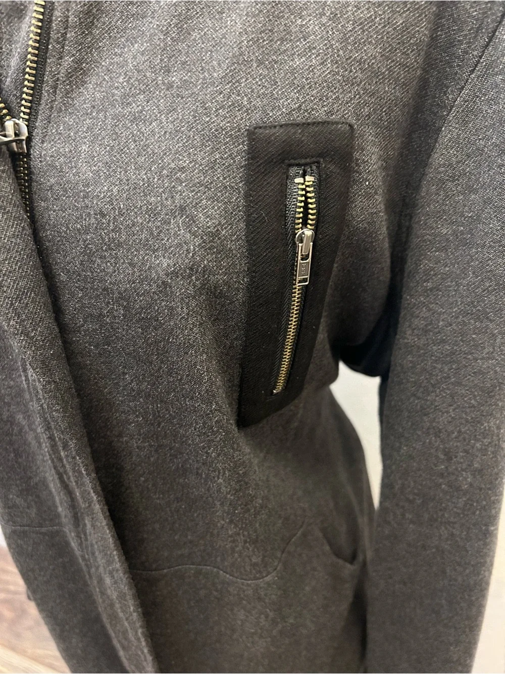 Cabi Gray Moto Jacket Large Mesh Back‎ Zip Detail Belted Sweater Jacket
